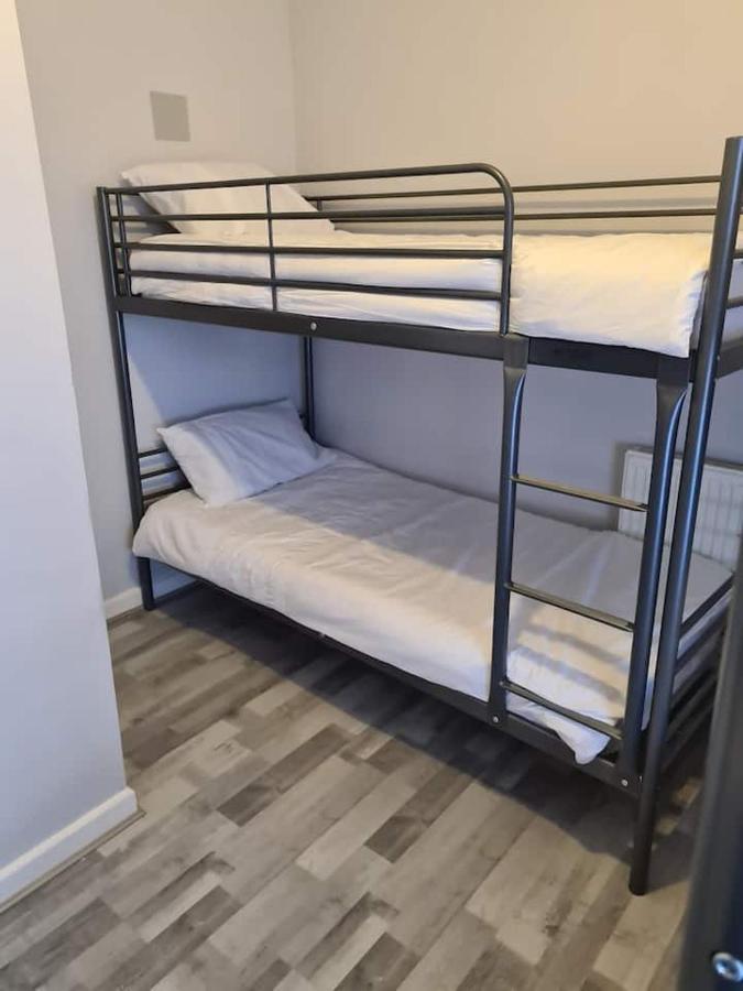 Next To Liverpool Stadium Apartment ภายนอก รูปภาพ